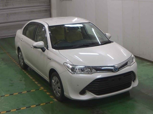 3631 Toyota Corolla axio NKE165 2017 г. (JU Niigata)